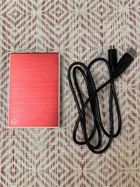 Seagate Backup Plus Slim 2TB Portable External HDD Hard Drive USB 3.0 Mac & PC